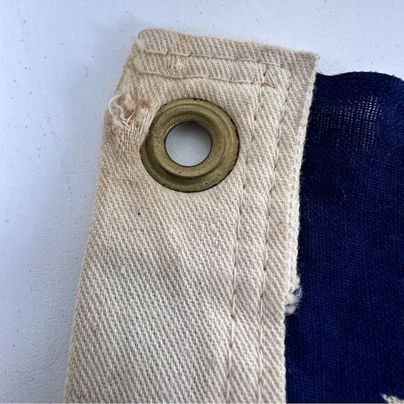 Vintage Valley Forge Flag Co. Spring City PA. 3’ x 5’ 100% Cotton Pioneer Flag - Picture 10 of 13